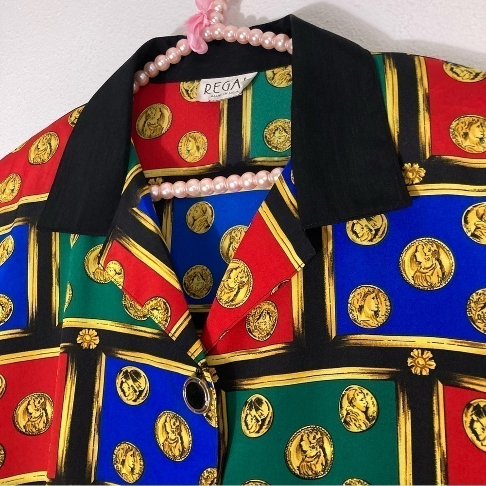 Vintage colorful printed coin button up top - Picture 6 of 16